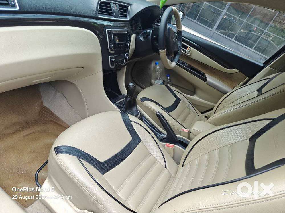 Maruti Suzuki Ciaz Vxi Plus, 2015, Petrol