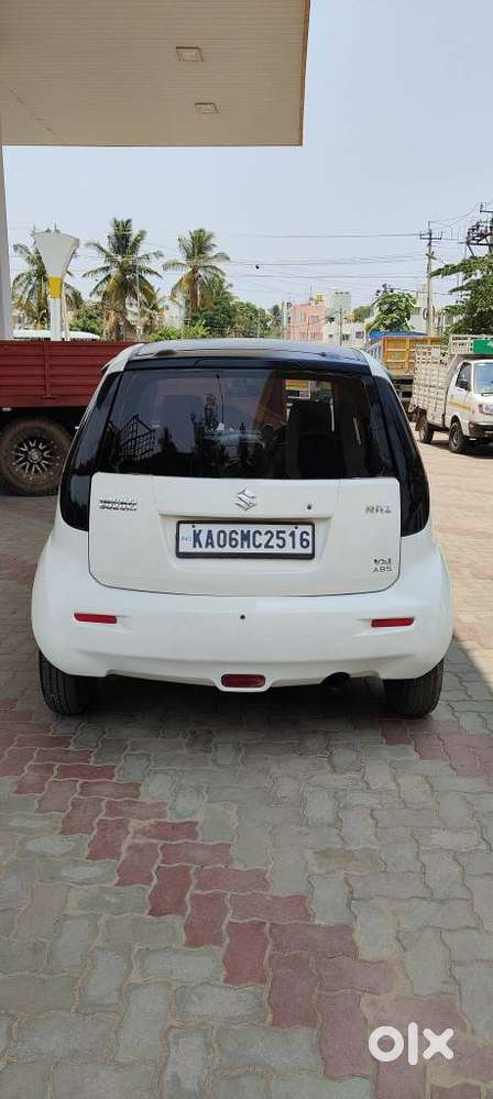Maruti Suzuki Ritz Vxi, 2010, Petrol