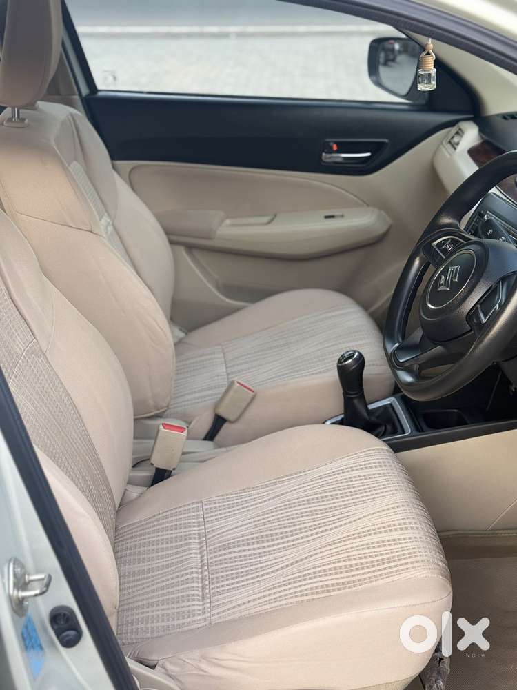 Maruti Suzuki Swift Dzire Vxi Optional, 2020, Petrol