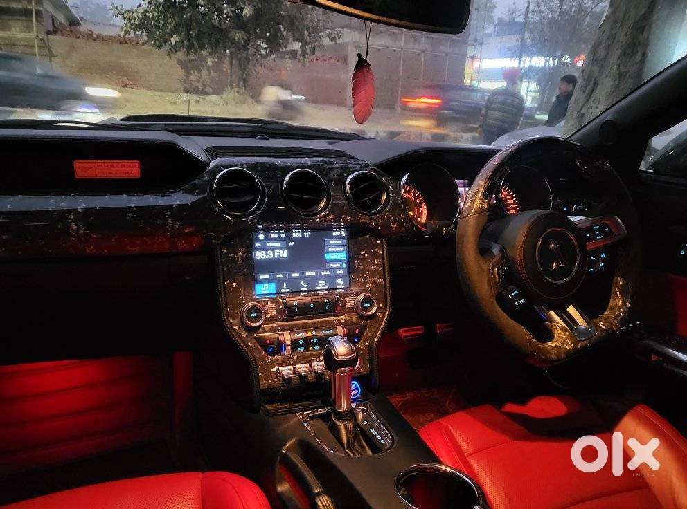 Ford Mustang V8, 2019, Petrol