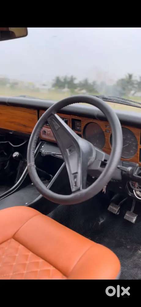Hindustan Motors Contessa Classic
