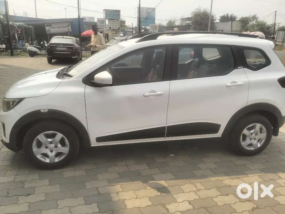 Renault Triber Rxz 2019 Petrol