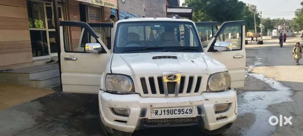 Mahindra Scorpio 2013 Diesel Manual
