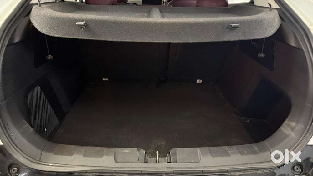 Tata Curvv Pure Plus S 1.2 Revotron Petrol 7dca, 2025, Petrol