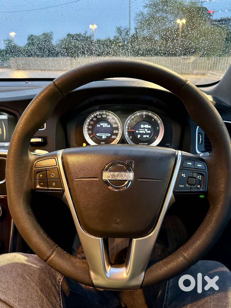 Volvo S60 Kinetic D3, 2012, Diesel