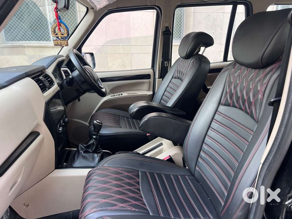 Mahindra Scorpio Classic, 2025, Diesel