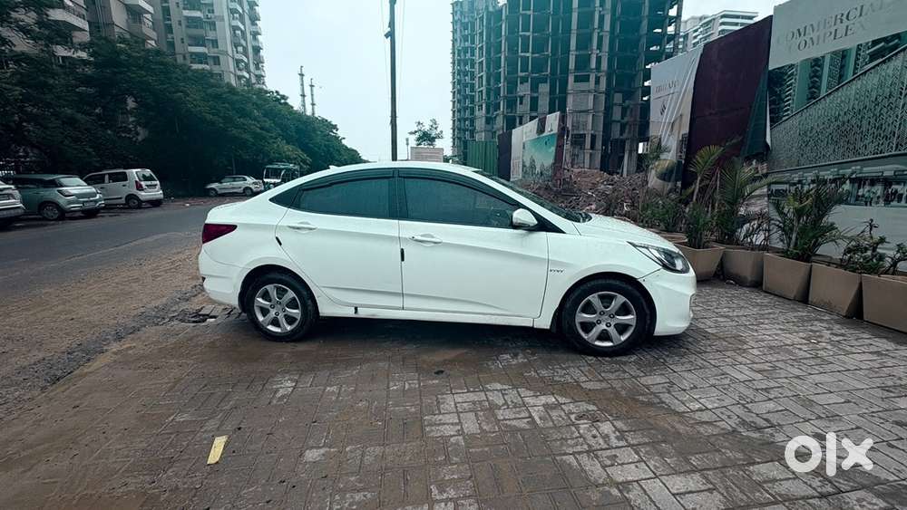 Hyundai Verna Petrol 2013