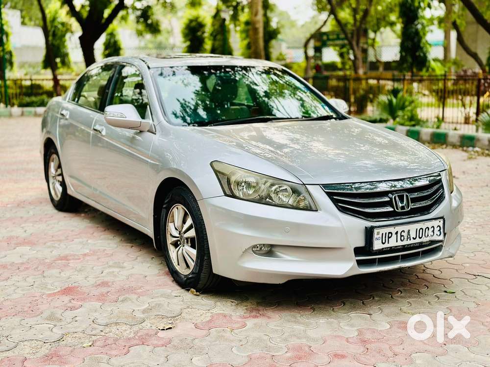 Honda Accord 2.4 Manual, 2012, Petrol