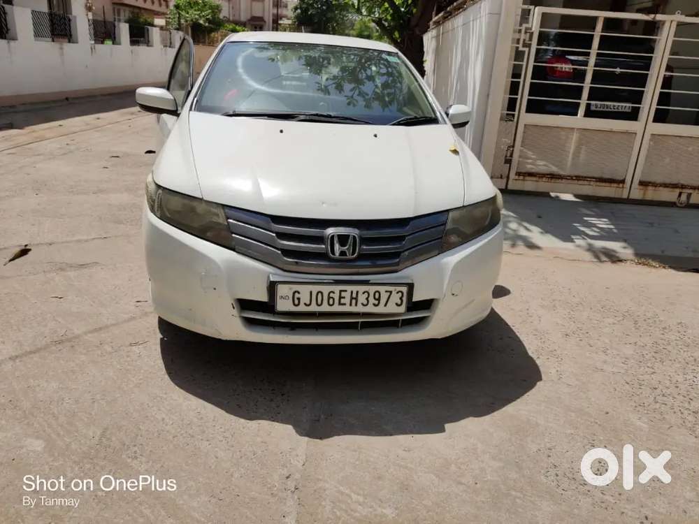 Honda City 2011 Petrol 160000 Km Driven, White