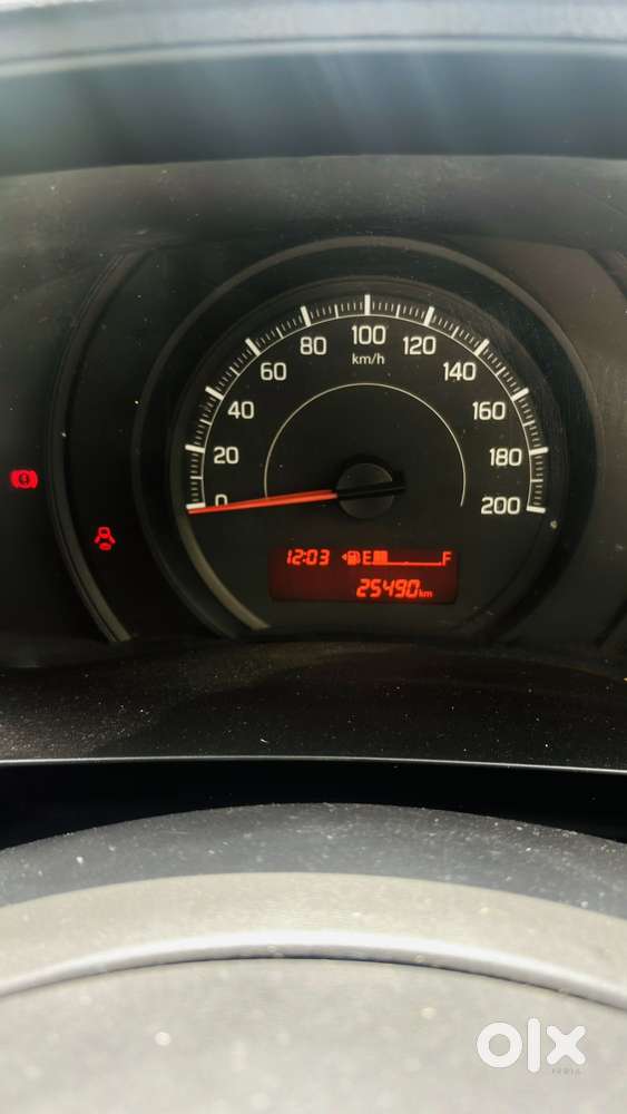 Maruti Suzuki Swift Lxi Option, 2022, Petrol