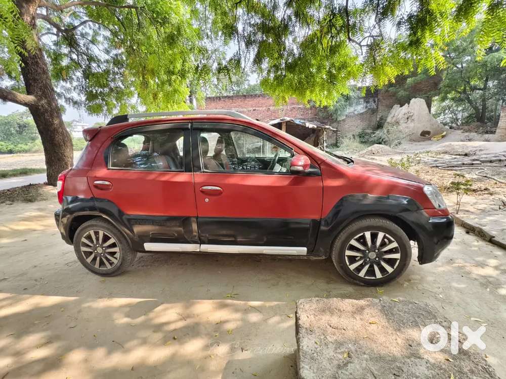 Etios Cross Fully Maintain Chilled Ac Tyres In Good Condition New Batt