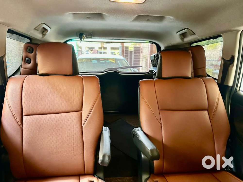 Toyota Innova Crysta 2016 Diesel Well Maintained