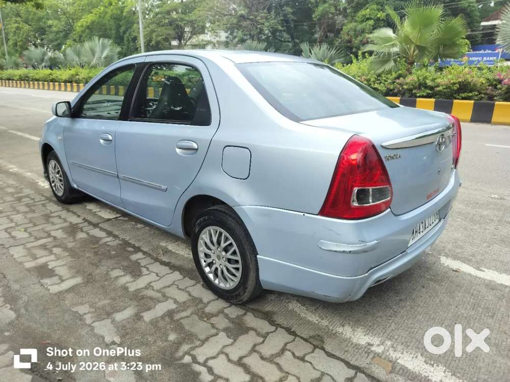 Toyota Etios 1.5 V, 2011, Petrol