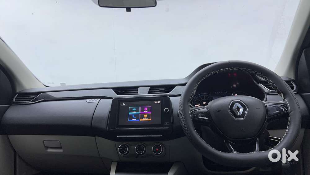 Renault Triber Rxt, 2022, Petrol