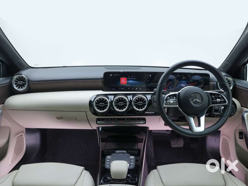 Mercedes-benz A-class Limousine 200, 2022, Petrol