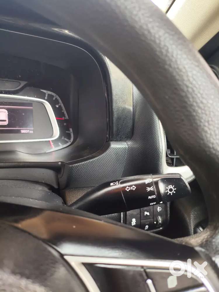 2024 Kia Sonet Htk(o) Petrol  9807 Km  Like New Car