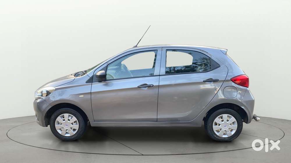 Tata Tiago 1.2 Revotron Xm, 2018, Petrol