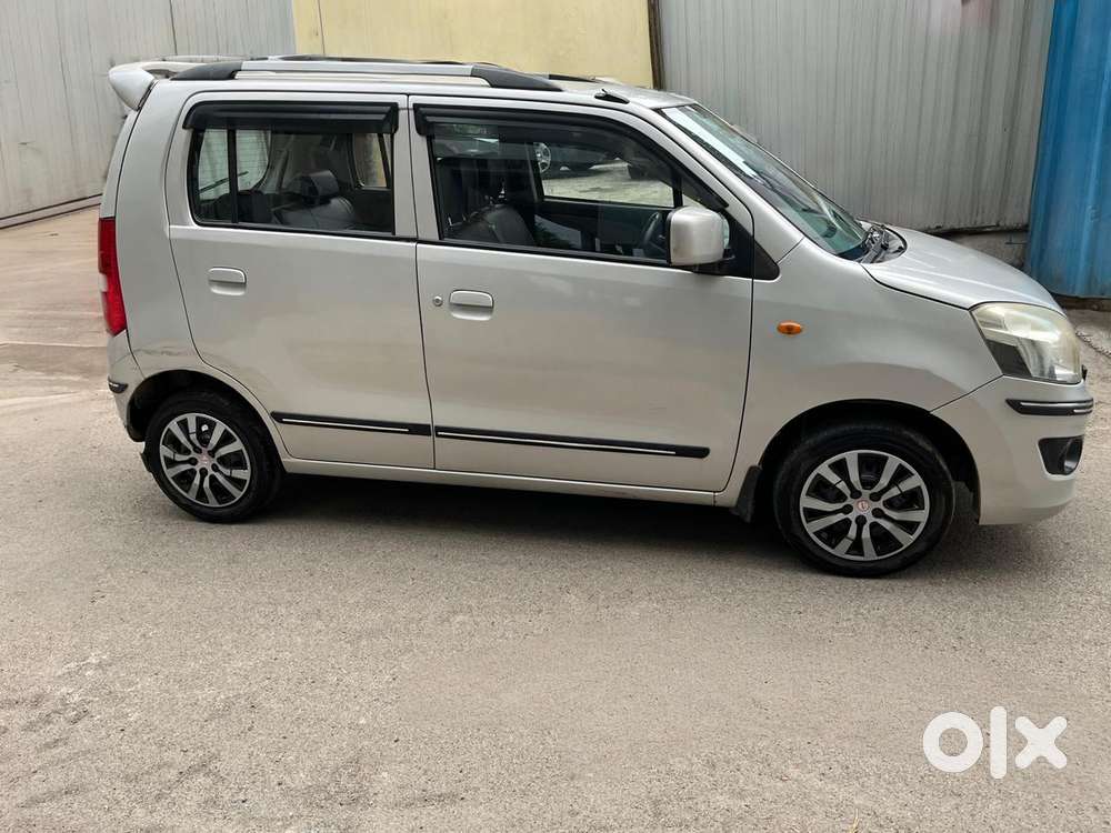 Maruti Suzuki Wagon R 1.0 Vxi Amt, 2016, Petrol