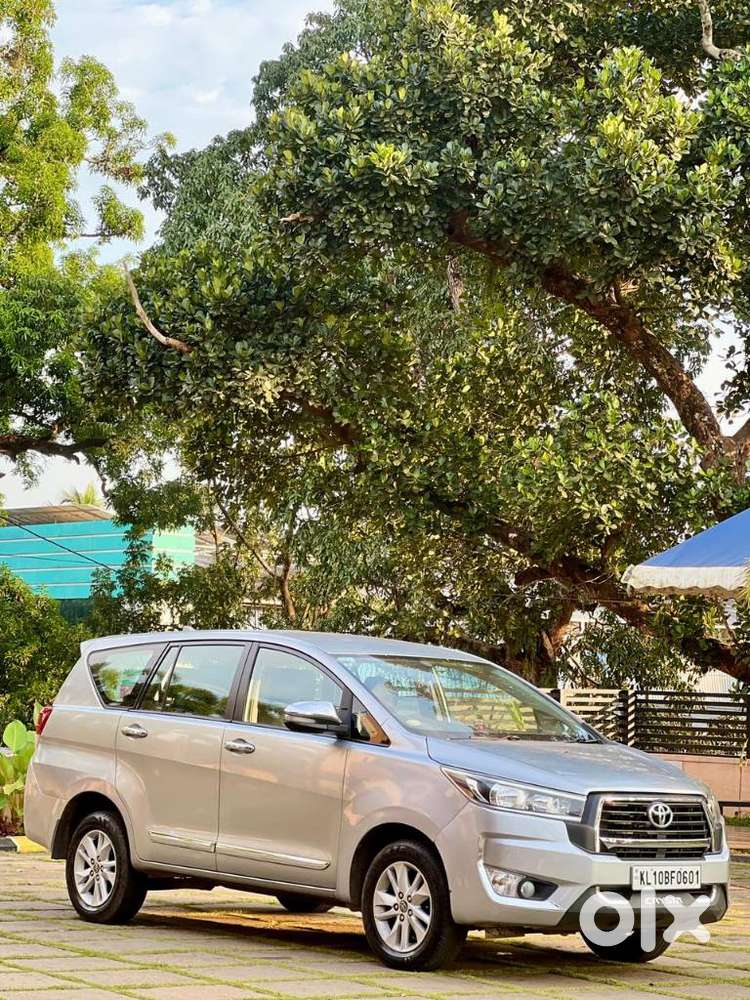 Toyota Innova Crysta 2.4 G Mt 7 Str, 2016, Diesel