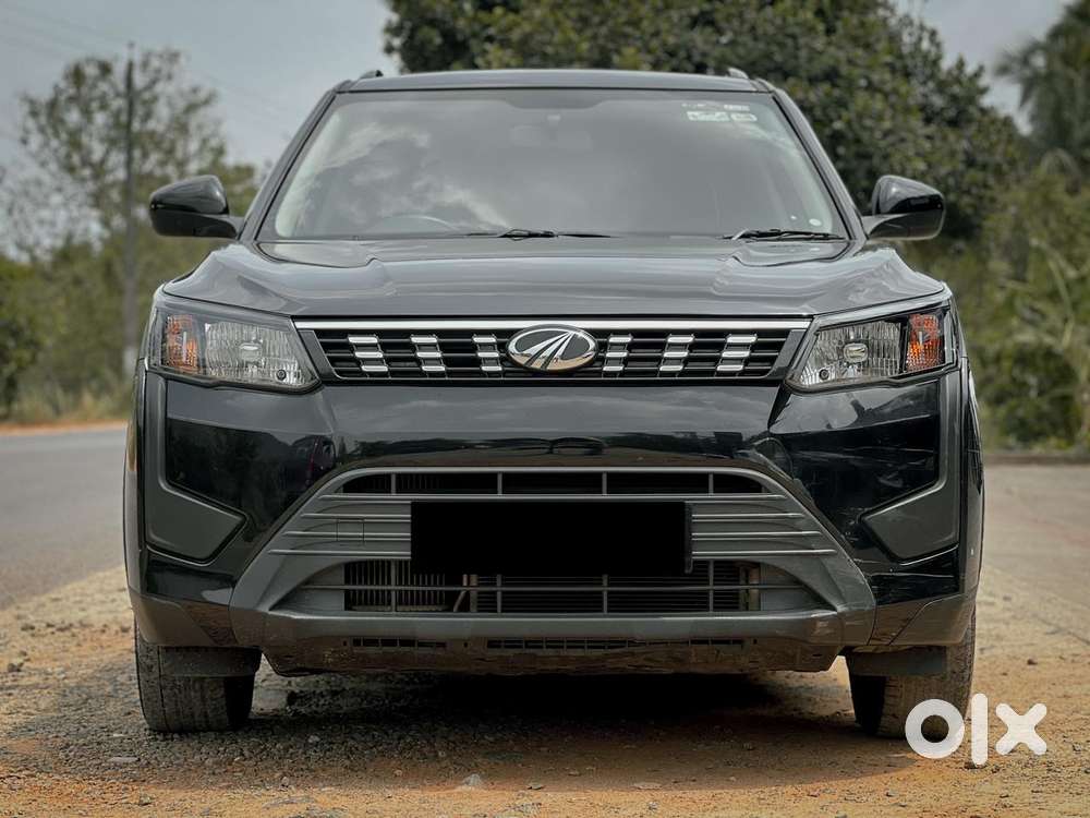 Mahindra Xuv300 W6, 2022, Petrol