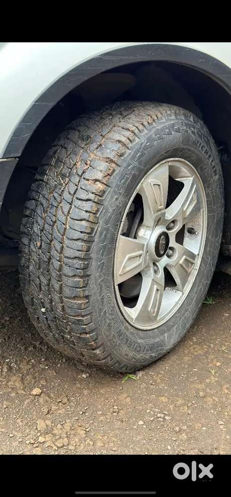 Mahindra Xuv500 2011 Diesel 130000 Km Driven