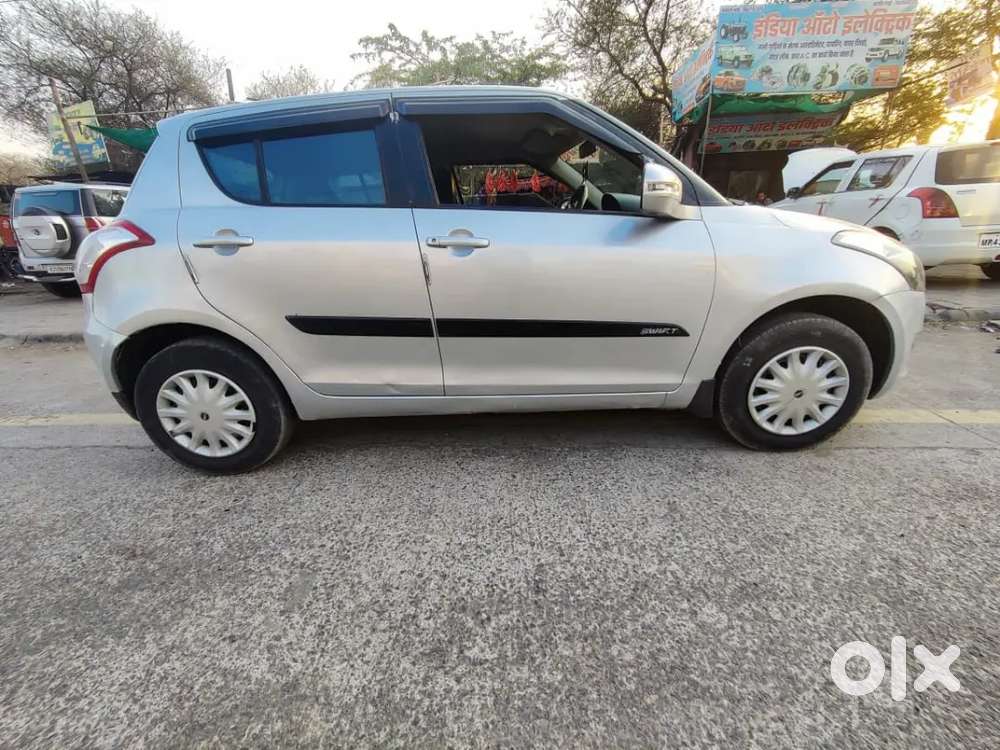 Maruti Suzuki Swift 2013 Diesel 73000 Km Driven