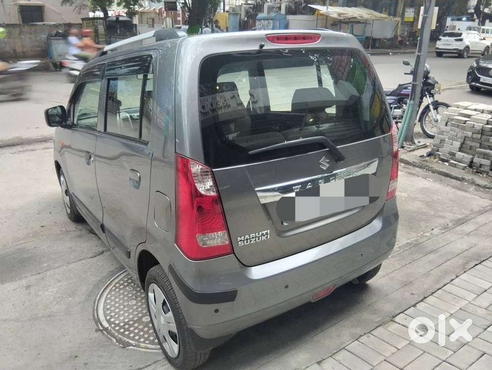 Maruti Suzuki Wagon R Vxi Amt1.2, 2016, Petrol
