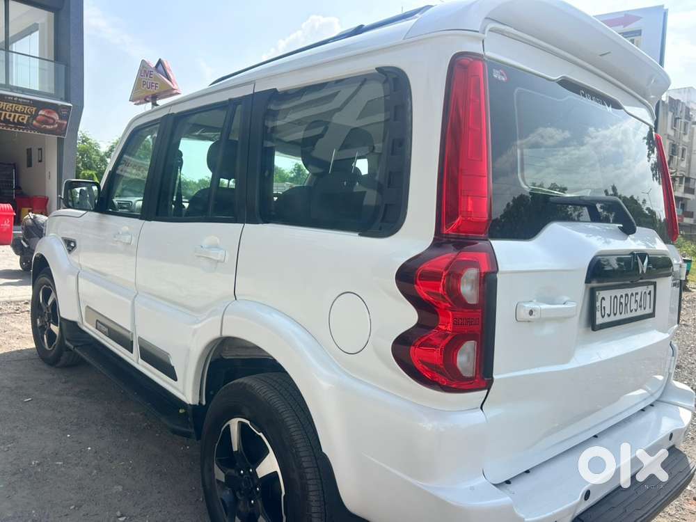 Mahindra Scorpio Classic 2025