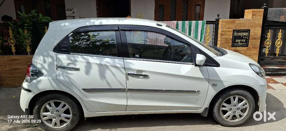 Honda Brio 2014 Petrol Well Maintained