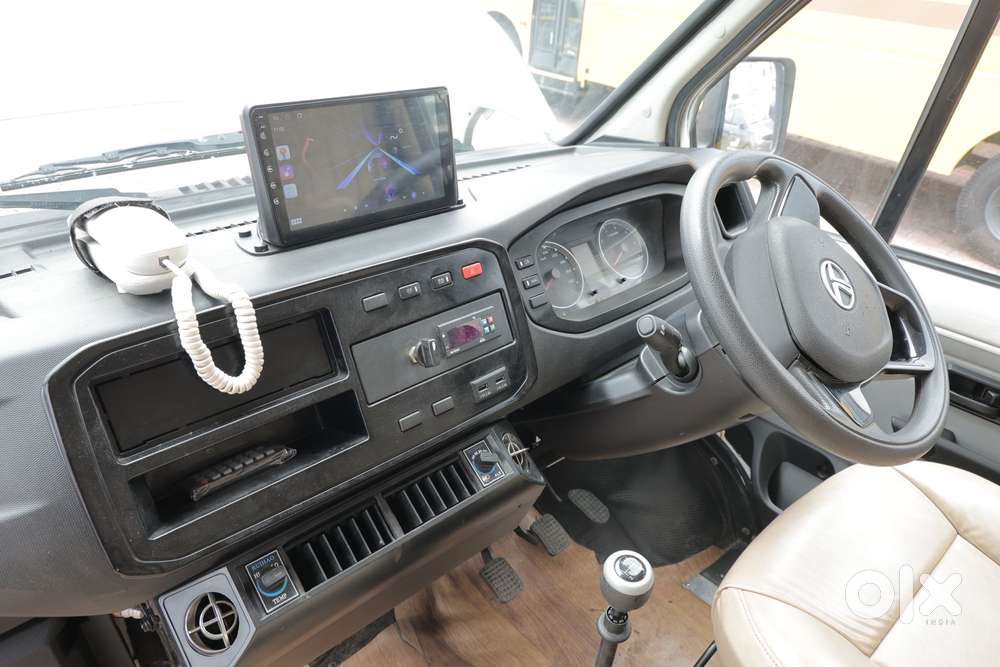 Tata Winger Deluxe - Hi Roof (ac), 2023, Diesel