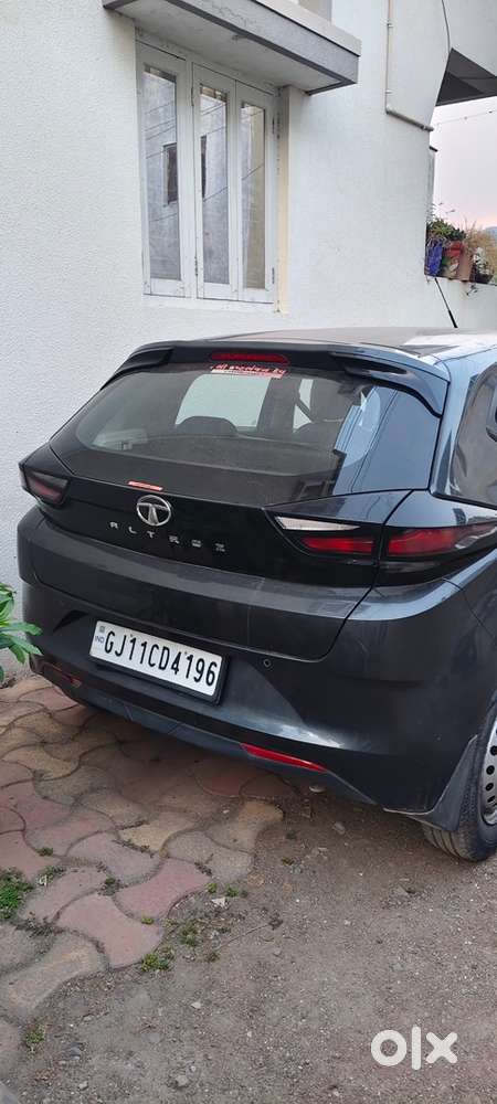 Tata Altroz Petrol Well Maintained