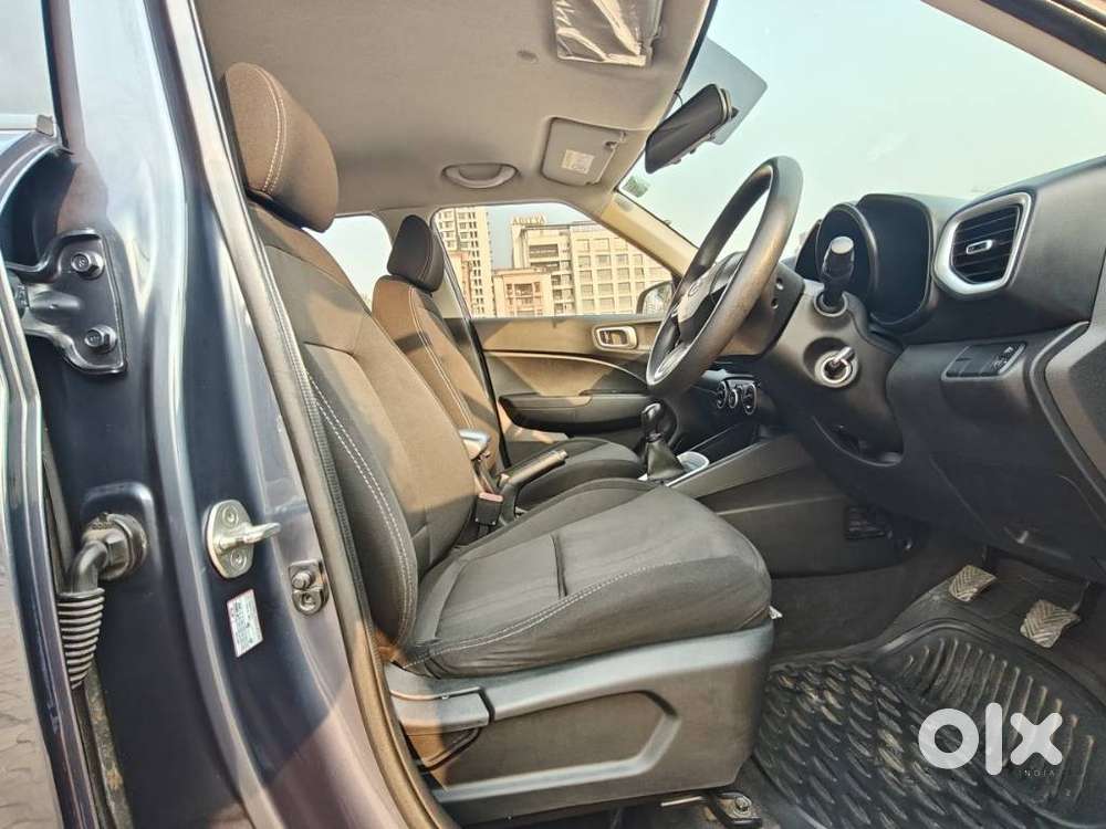 Hyundai Venue S Turbo, 2019, Petrol