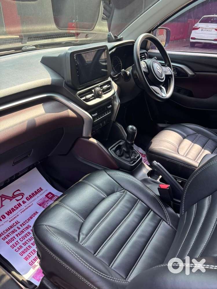 Maruti Suzuki Grand Vitara 2023 Petrol Well Maintained