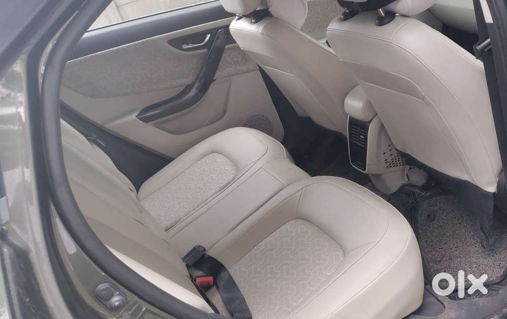 Tata Nexon, 2023, Diesel