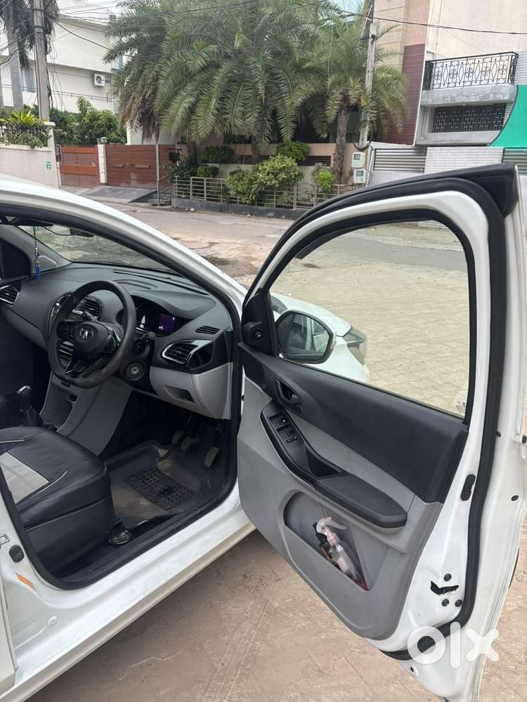 Tata Tiago 2022 Manual