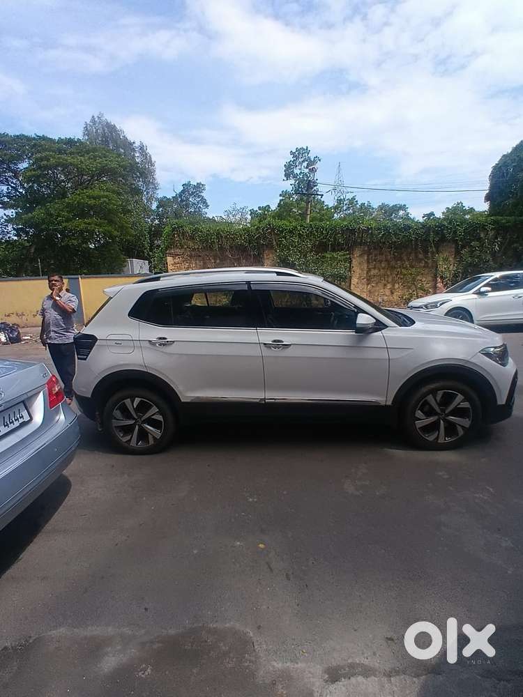 Volkswagen Taigun 1.0 Tsi Topline At, 2023, Petrol
