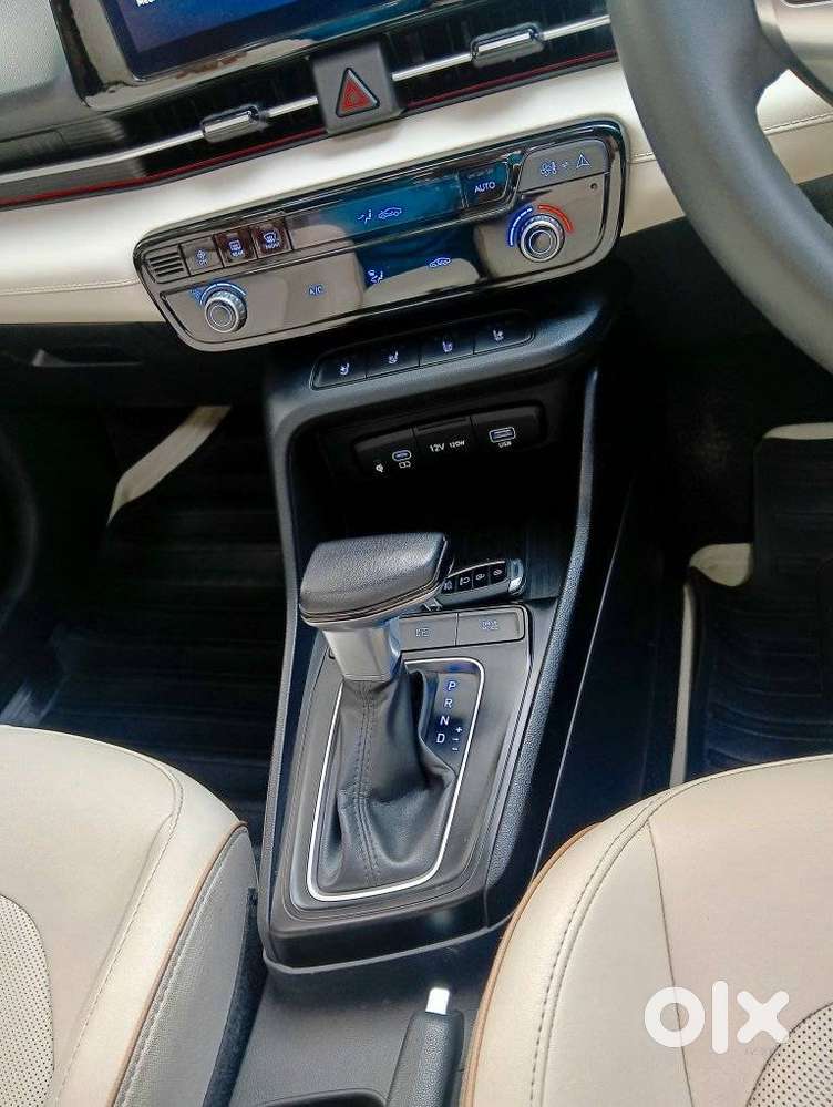 Hyundai Verna 1.5 Sx (o) Ivt, 2024, Petrol