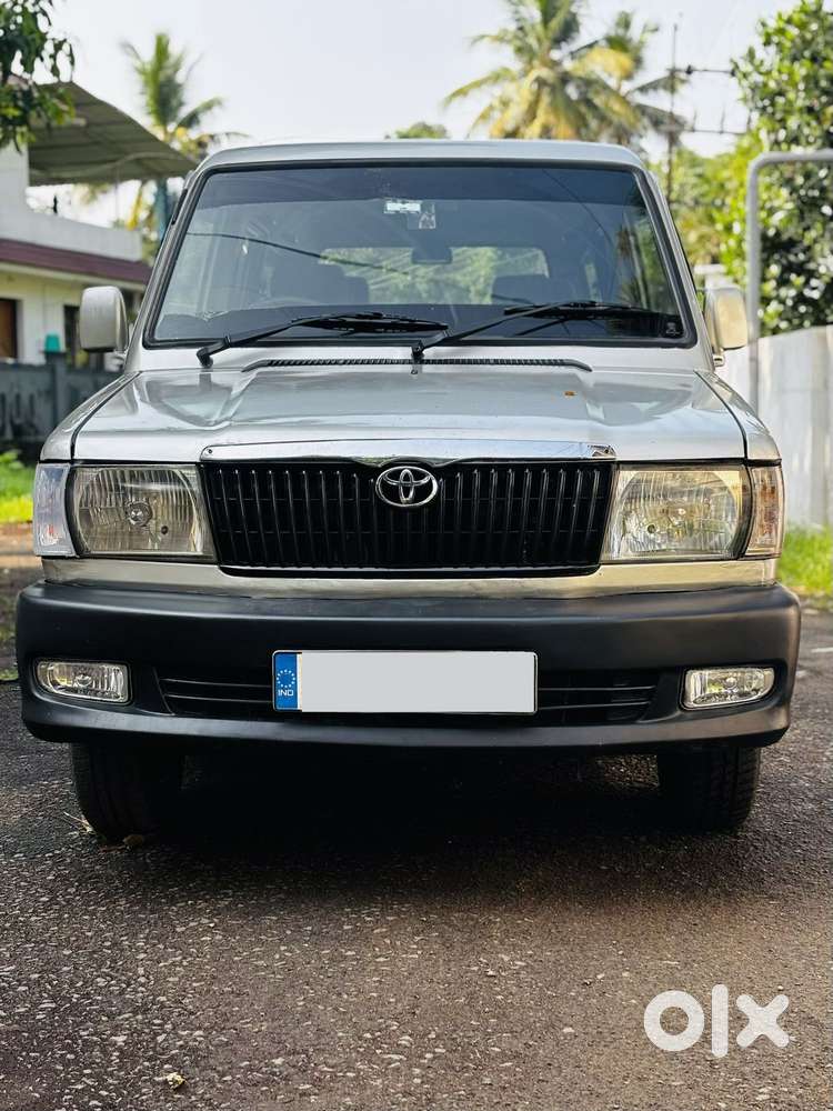 Toyota Qualis Gs G8, 2003, Diesel