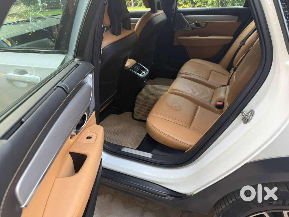 2017 Volvo V90 Cross Country D5 Inscription With Pole Star Engineered.