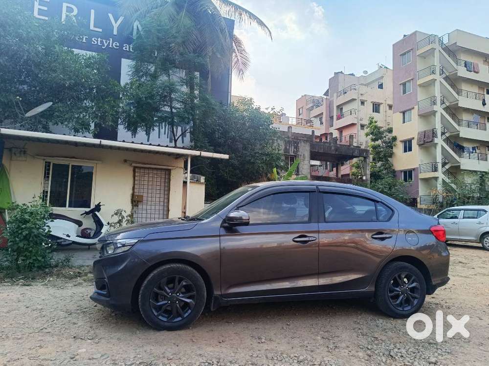Honda Amaze Diesel Automatic Top And Variant