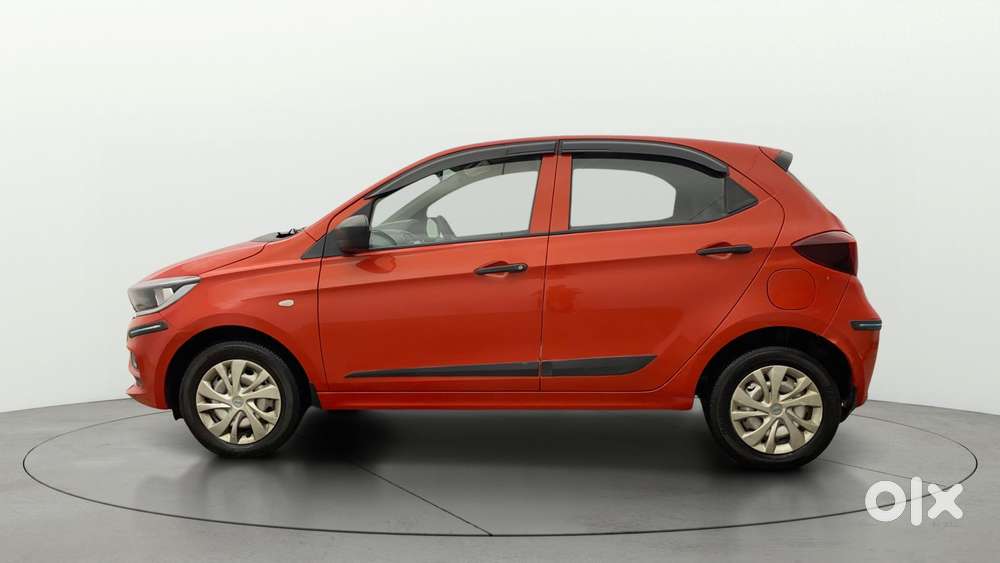 Tata Tiago Xe, 2021, Petrol