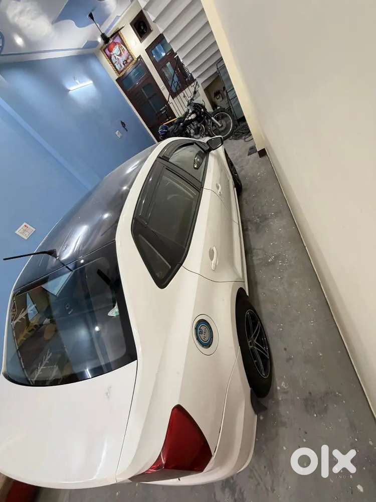 Well Maintained Volkswagen Ameo 2017