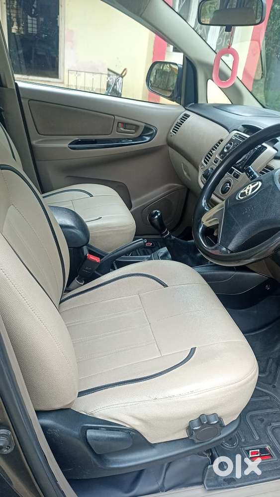 Toyota Innova [2013-2016] 2.5 G4 7 Str, 2015, Diesel