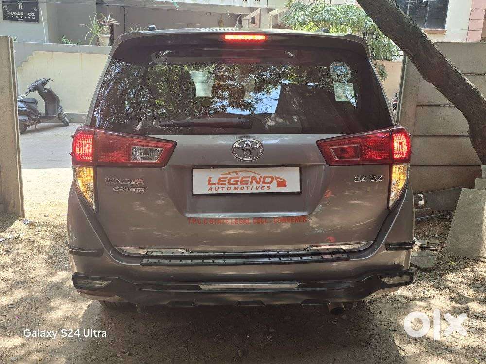 Toyota Innova Crysta 2.4 V, 2019, Diesel