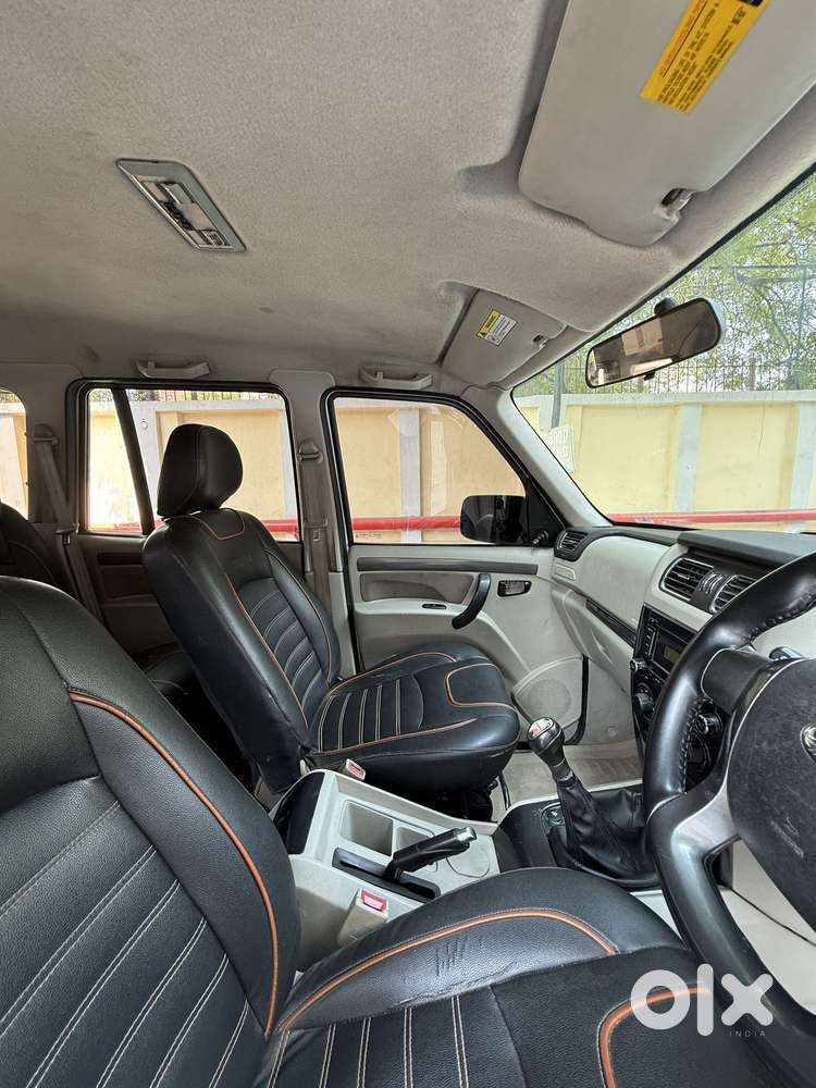 Mahindra Scorpio S6 Plus, 2017, Diesel