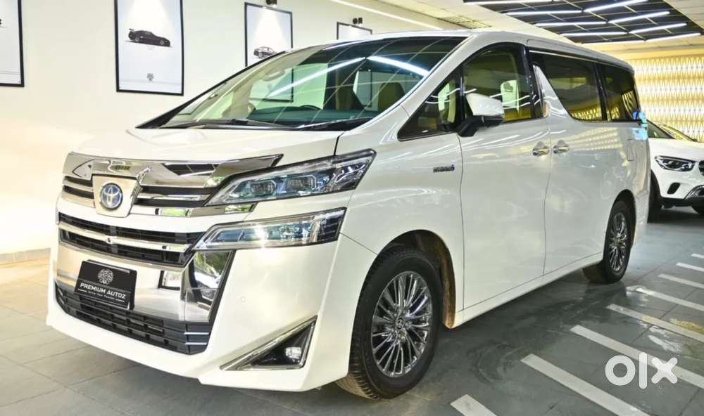 Toyota Vellfire Vip – Executive Lounge, 2023, Petrol