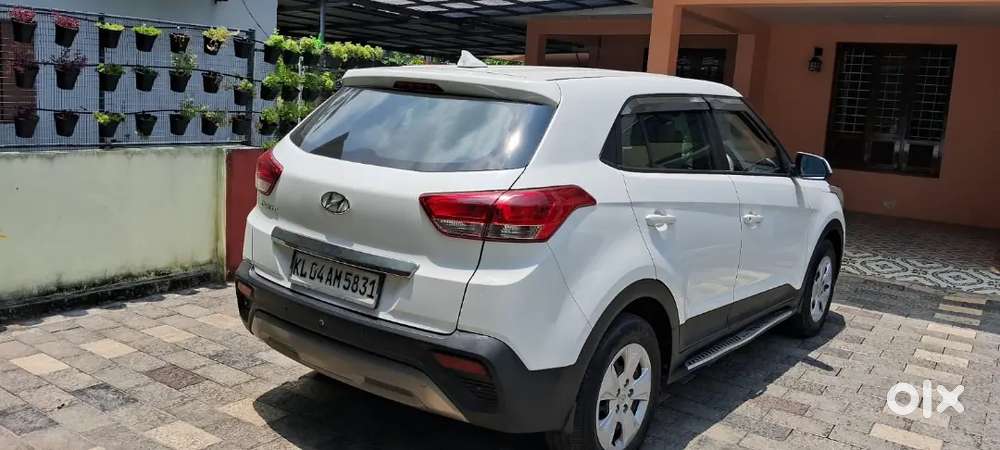 Hyundai Creta 2018 Petrol 23100 Km Driven,full Company Service,