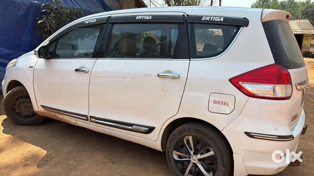 Maruti Suzuki Ertiga 8