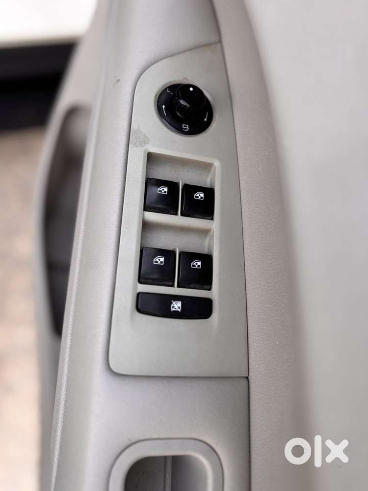 Mahindra Marazzo M8, 2020, Diesel