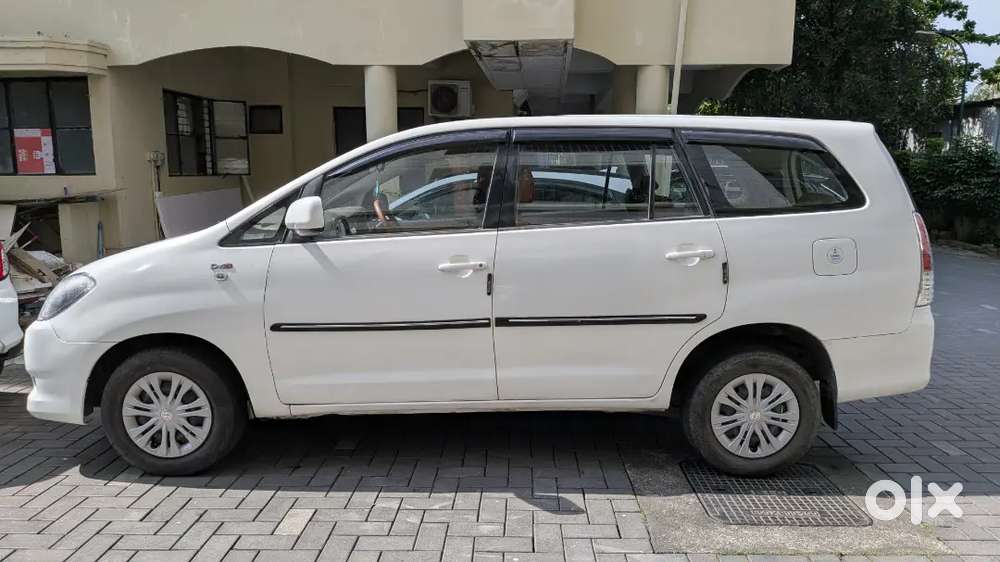 Toyota Innova 2.5 2010